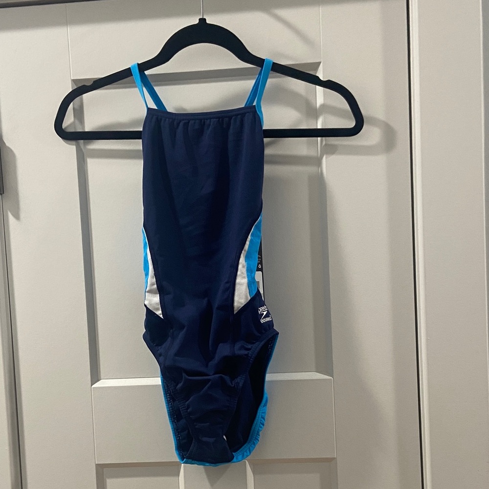 Speedo Endurance Navy and Sky Blue Swimsuit Size 26 swimsuit sz 26 not plus NWT